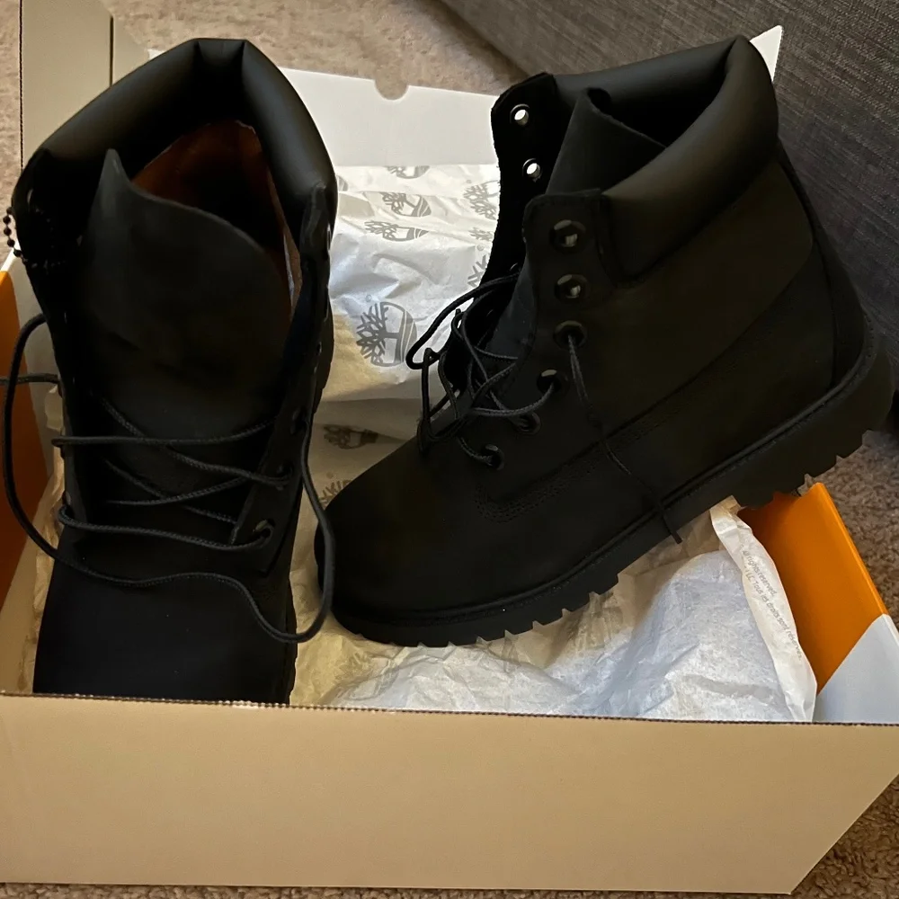 Timberland Boots - Picture 1 of 4